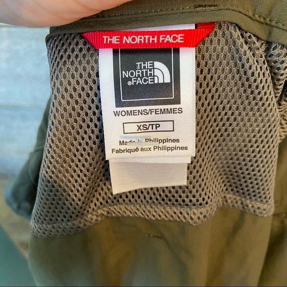 The North Face  button up long‎ sleeved top size XS - Picture 11 of 16